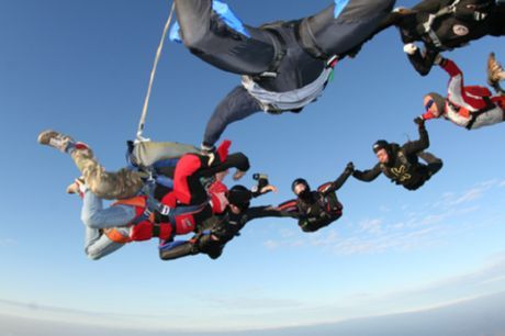 Vier vandaag de dag van de parachutist